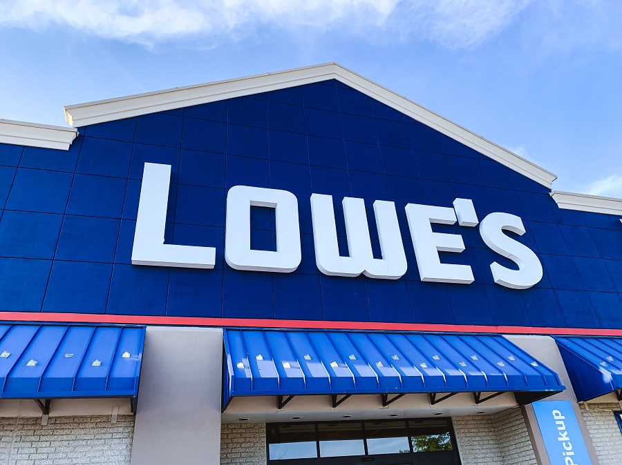 Lowe's logo on store building
