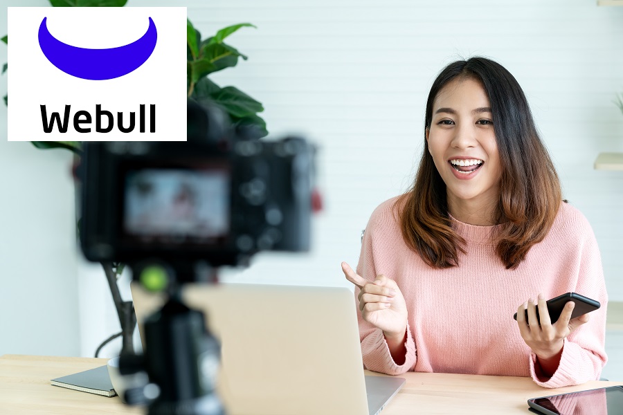 Webull Influencer Program - woman filming video