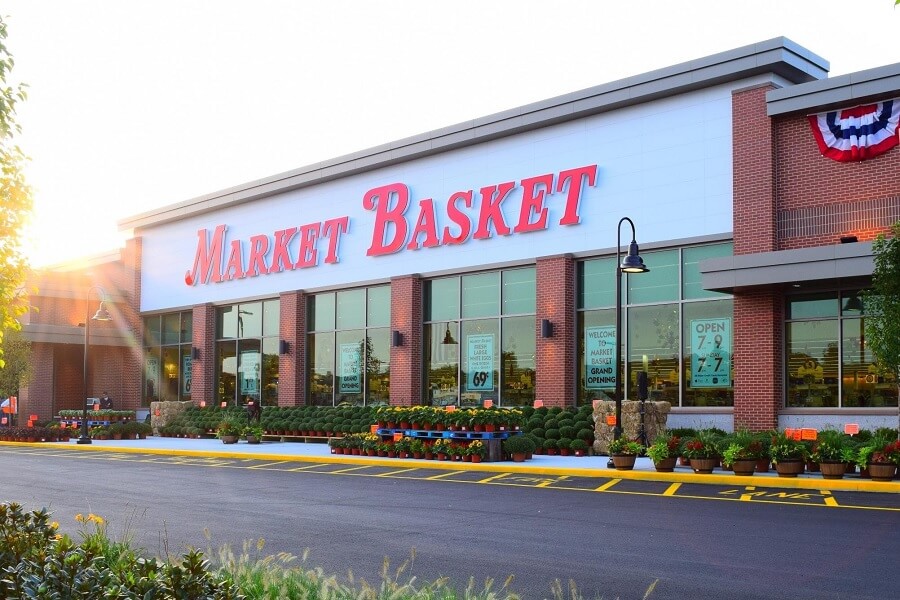 Market Basket store front