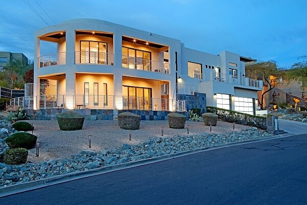 AirBnB rental in Phoenix - exterior view